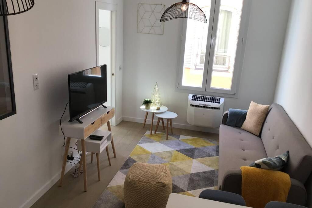 Appartement 2 Chambres Refait A Neuf, Climatise, A 2 Min De La Mer Nice Eksteriør bilde